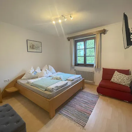 Farmreiterhof Homestay szállás *